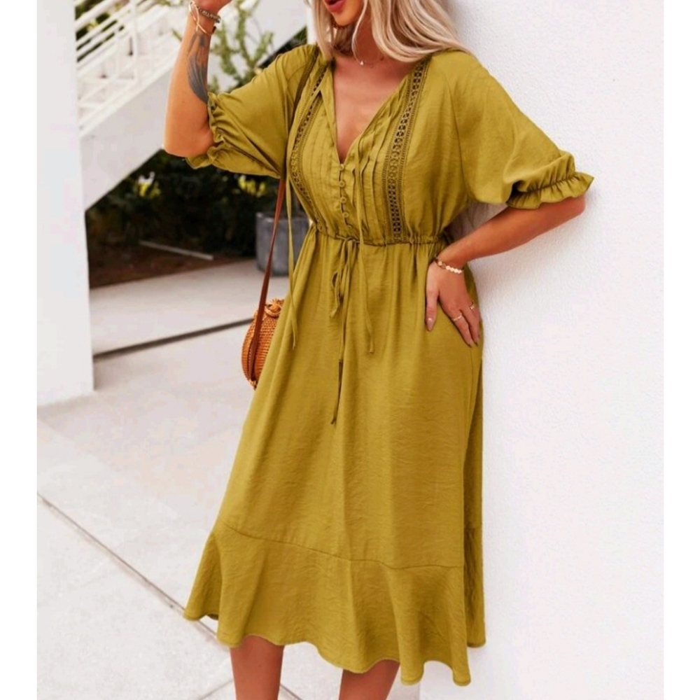 Contrast Dress - Picture 5 of 10